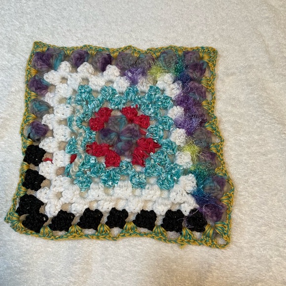 Sensory Square - handmade crochet fidget mat - Picture 4 of 6